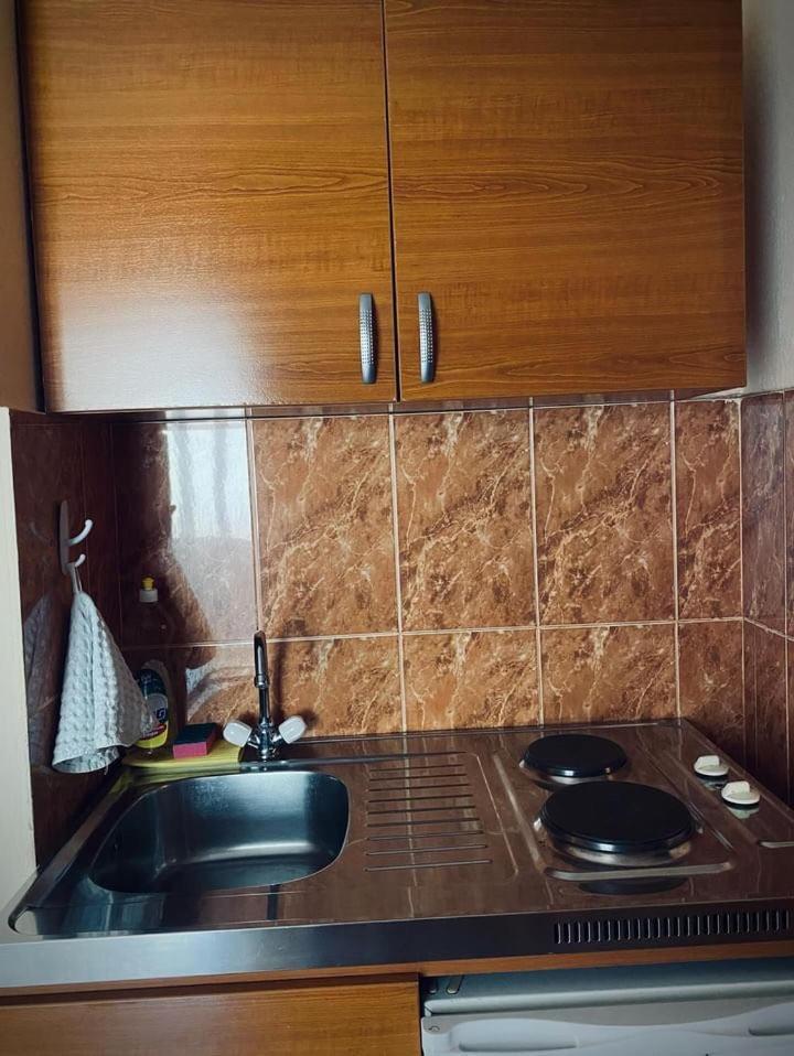 Apartments Dunja 스베티스테판 외부 사진
