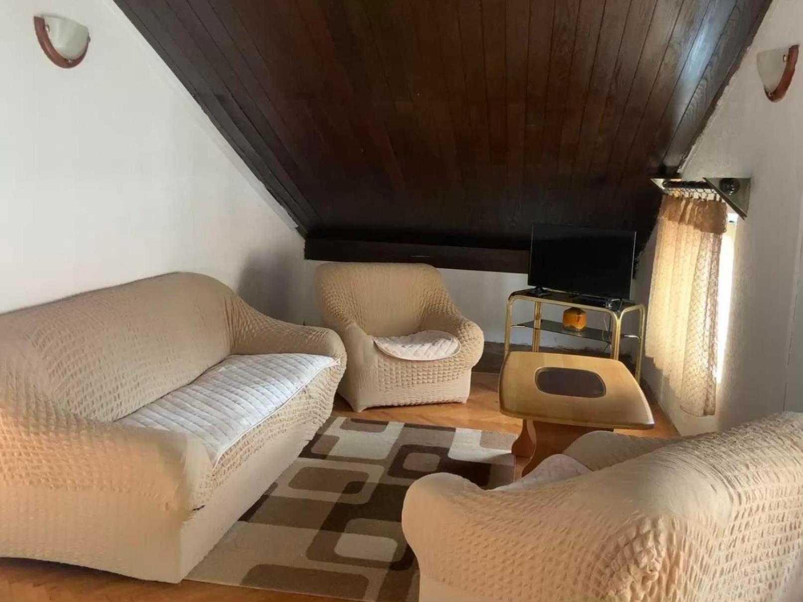Apartments Dunja 스베티스테판 외부 사진